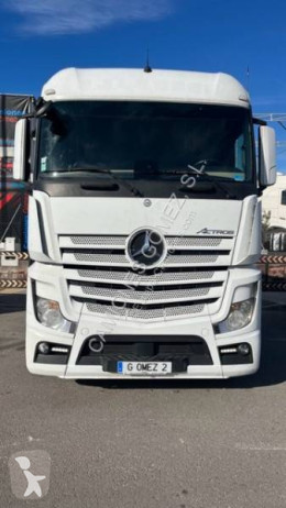 MercedesActros1845