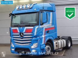 MercedesActros1848