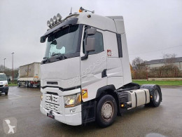 RenaultT-High520 T4X2 E6