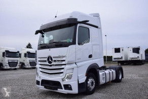 MercedesActros1845