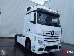 MercedesActros1848