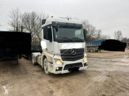 MercedesActros1845