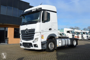 MercedesActros1845