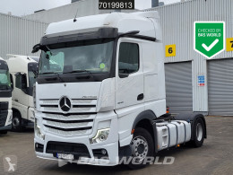 MercedesActros1845