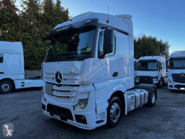MercedesActros1845