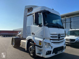 MercedesActros1843