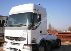 Tracteur Renault Premium 420