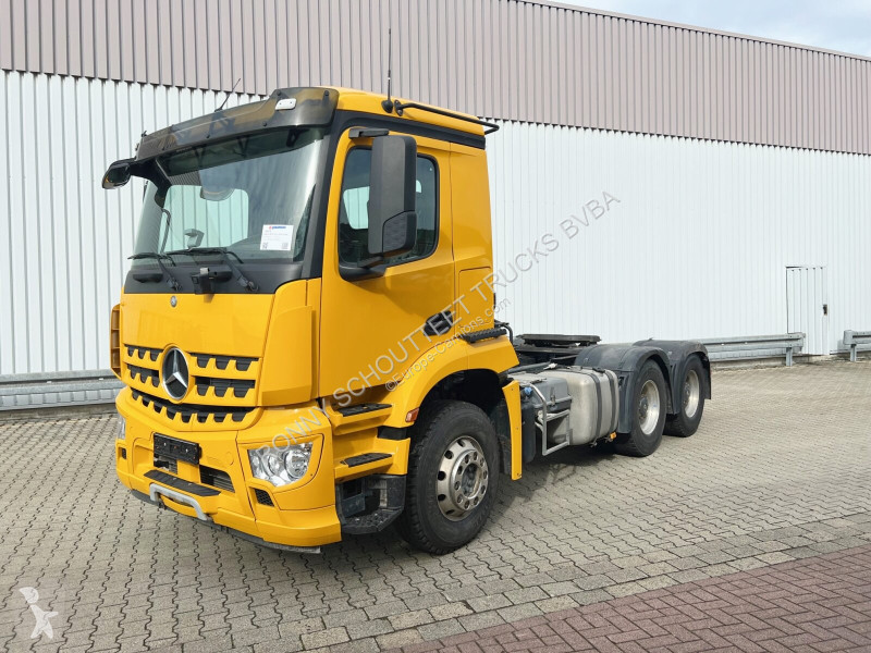 Traktor Mercedes Arocs 2640 LS 6x4 Arocs 2640...