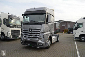 MercedesActros1848