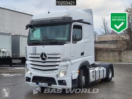 MercedesActros1845