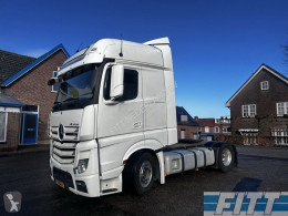 MercedesActros1845