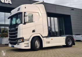 ScaniaR520