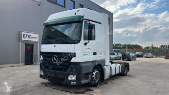 MercedesActros1844