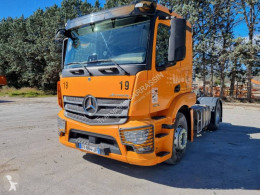MercedesActros1843