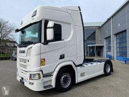 ScaniaR520