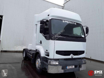 Tracteur Renault