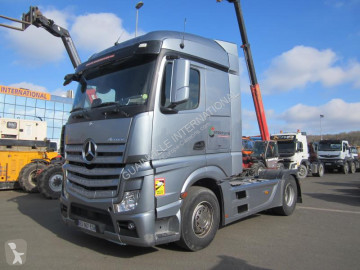 Tracteur Mercedes Actros 1845
