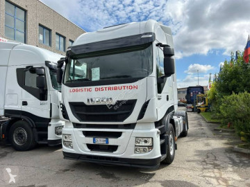 Traktor Iveco