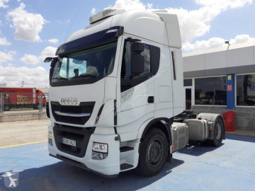 Cabeza tractora Iveco