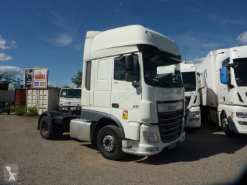 Traktor DAF XF105 510