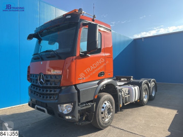 Traktor Mercedes