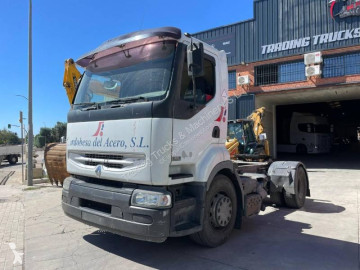 Cabeza tractora Renault
