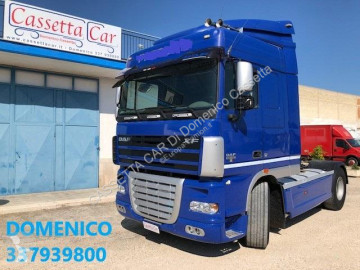 Cabeza tractora DAF