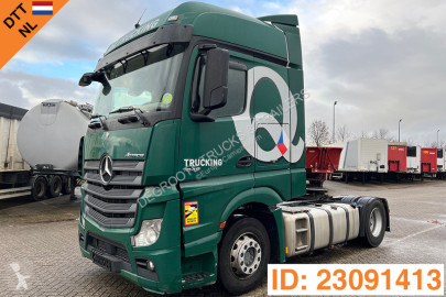 Traktor Mercedes