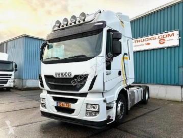 Traktor Iveco