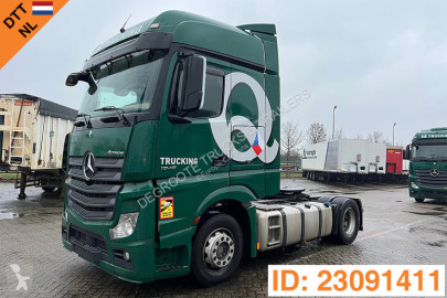 Cabeza tractora Mercedes