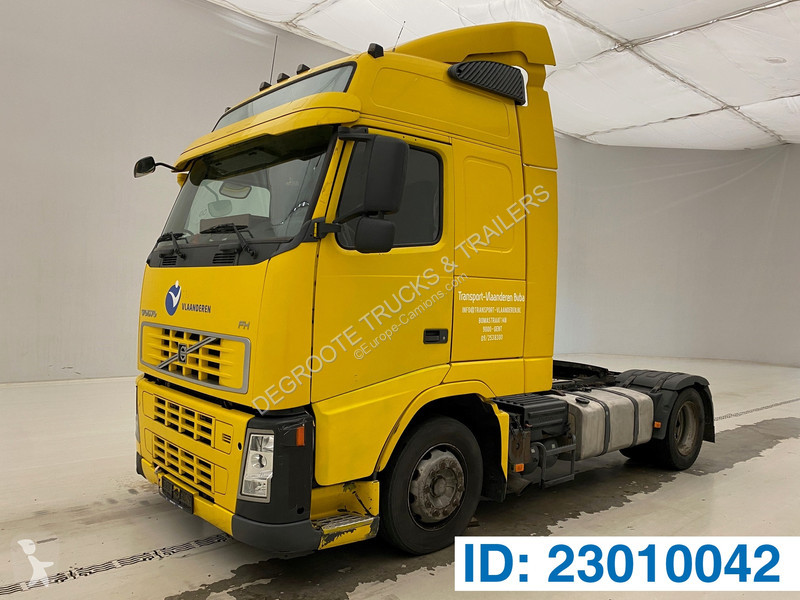 Traktor Volvo 400 Globetrotter