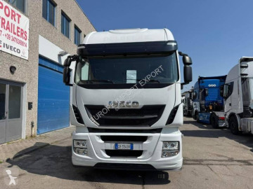 Traktor Iveco
