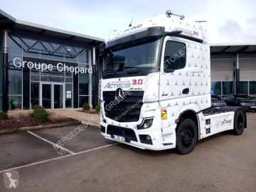 Tracteur Mercedes