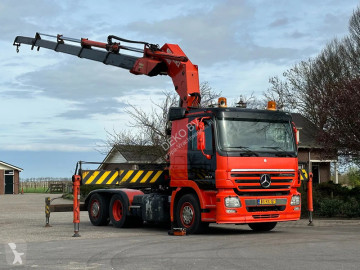 Traktor Mercedes
