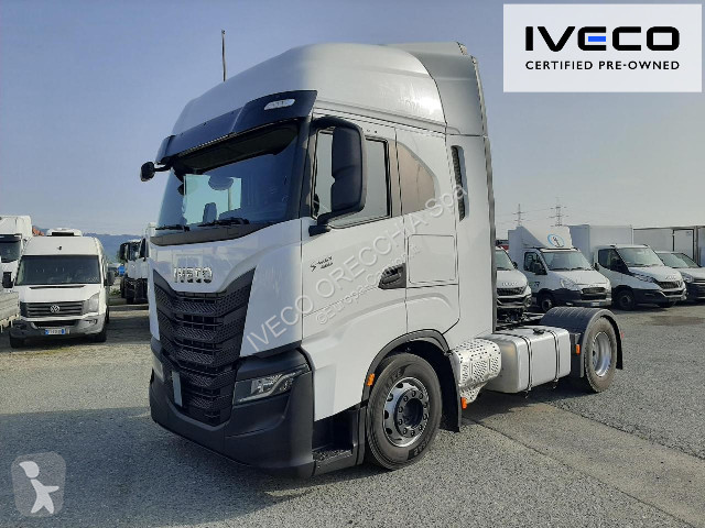 Traktor Iveco S-WAY AS440S48T/P