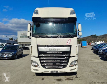 Traktor DAF