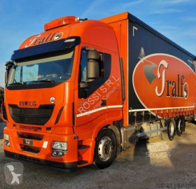 Traktor Iveco