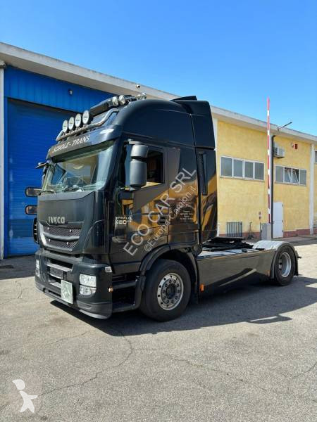 Traktor Iveco