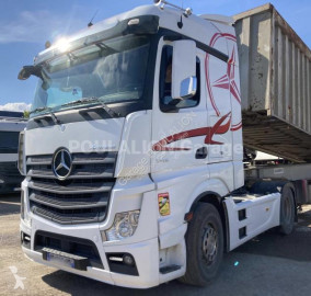 Tracteur Mercedes