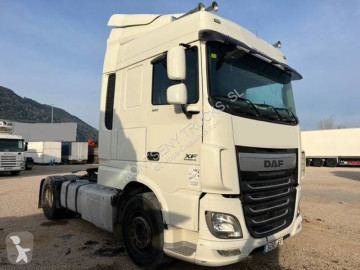 Cabeza tractora DAF