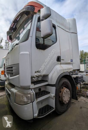 Cabeza tractora Renault