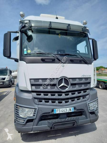 Traktor Mercedes