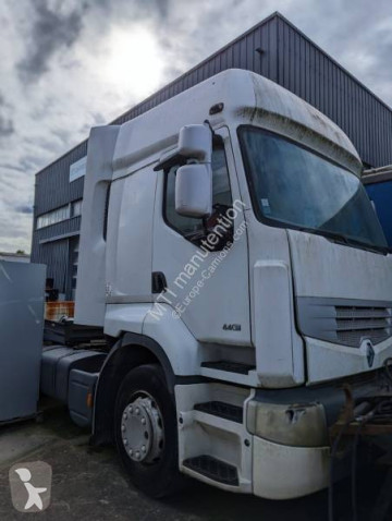 Cabeza tractora Renault