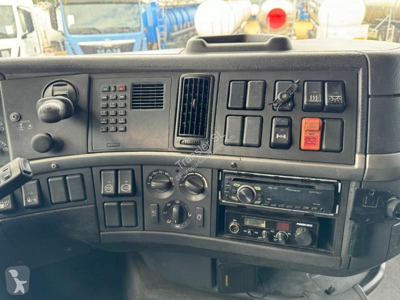 Traktor Volvo 460