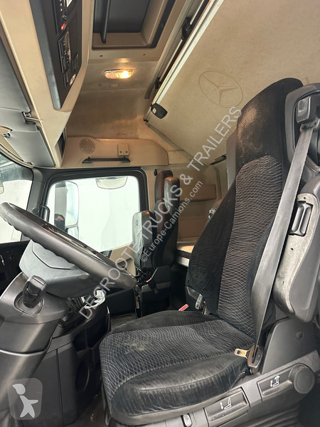 Traktor Mercedes 1842