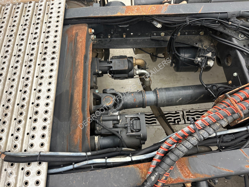 Traktor MAN 18.400