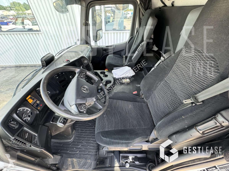 Traktor Mercedes  AROCS 1843