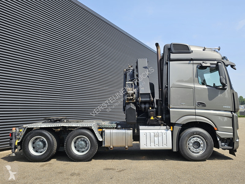 Tahač Mercedes 2658 6x4 / HMF 40 t/m - 21.3 mtr...