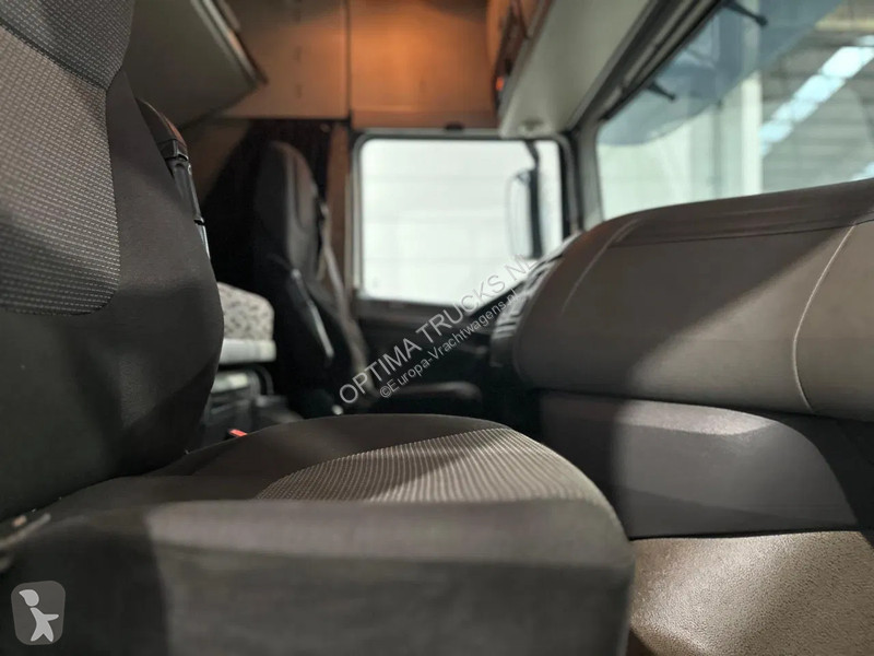 Trekker DAF SPACECAB / STANDAIRCO