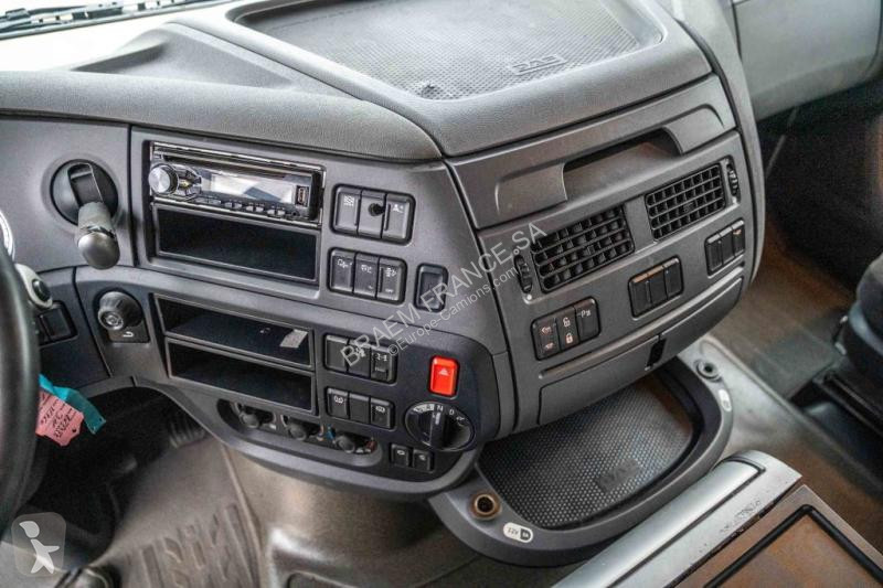 Traktor DAF + HYDRAULIQUE (50Ton)